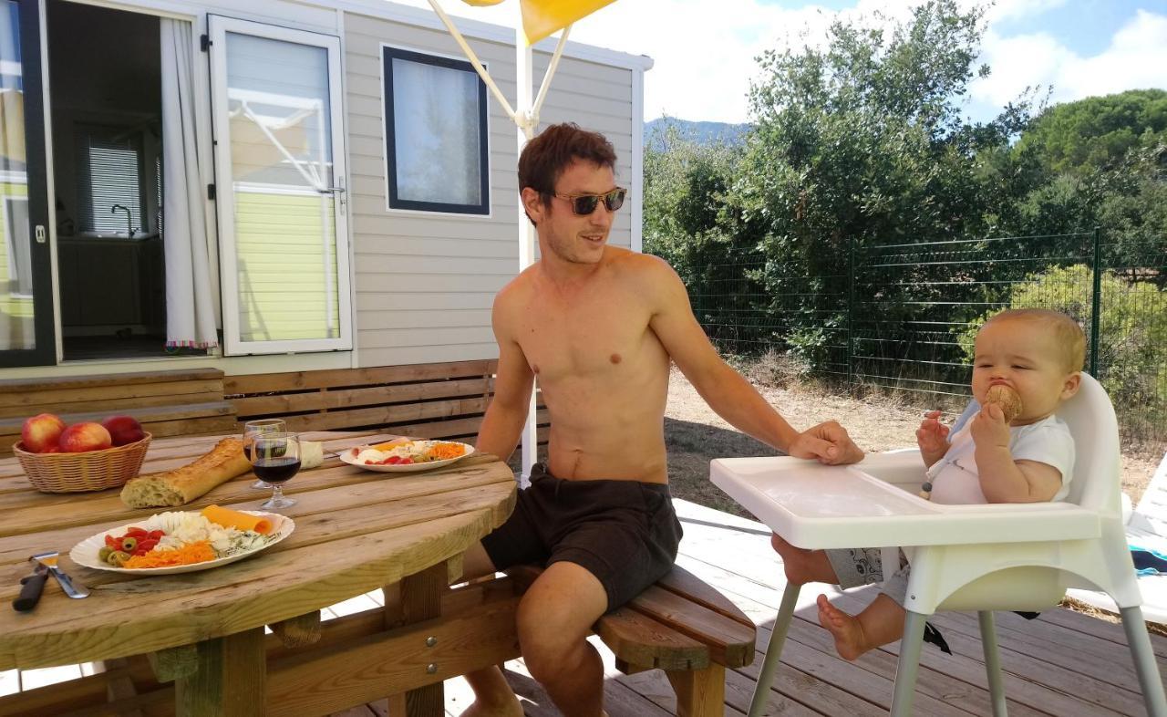 Camping Des Alberes Laroque-des-Albères Exteriör bild