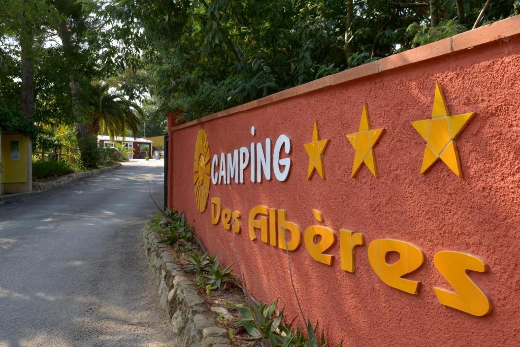 Camping Des Alberes Laroque-des-Albères Exteriör bild