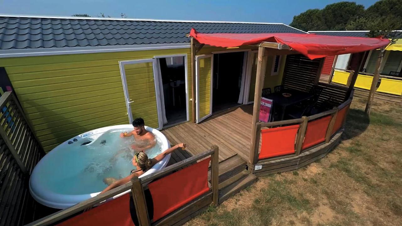 Camping Des Alberes Laroque-des-Albères Exteriör bild